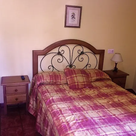 Hostal Bar Stop Penzion 3*